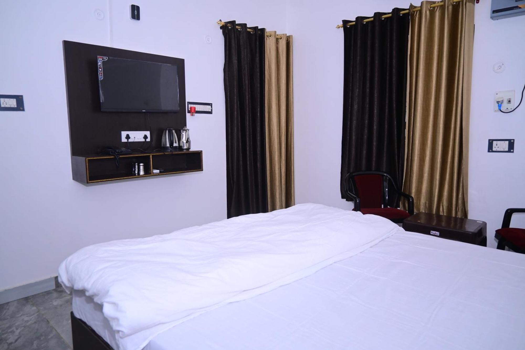 Shri Narayanam Guest House And Home Stay Ayodhya Exterior foto