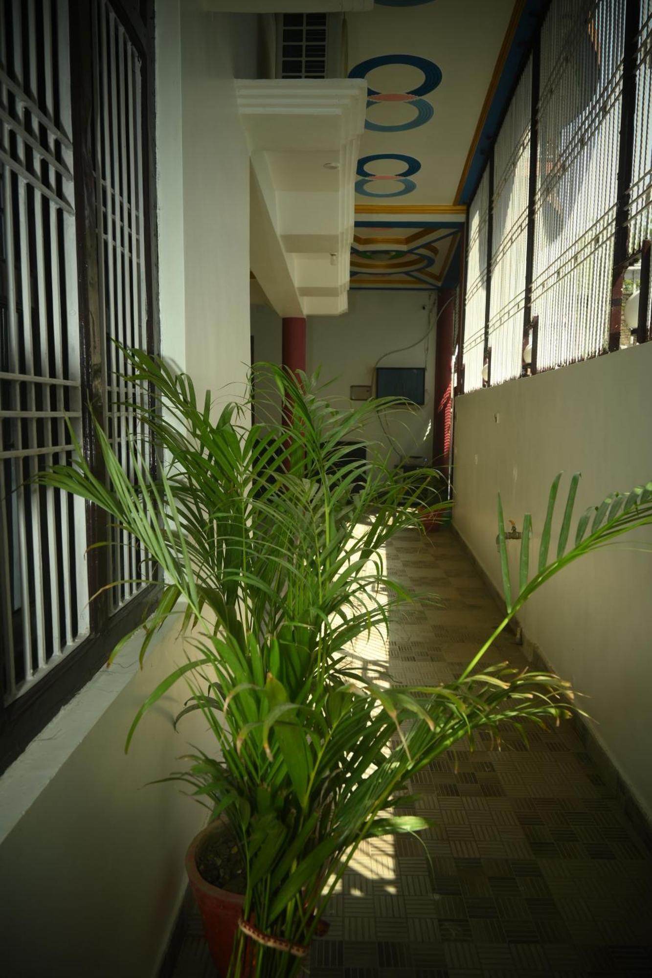 Shri Narayanam Guest House And Home Stay Ayodhya Exterior foto